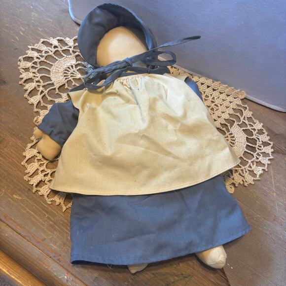 Primitive Fabric Doll Pair  Set Amish Mennonite Faceless Folk Art Boy Girl Decor - Picture 3 of 9